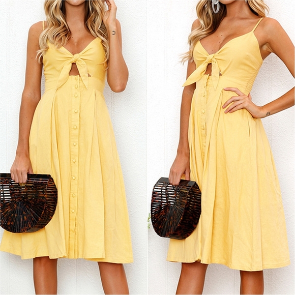 Harmony In Nature Dresses & Skirts - Sassy Sweetheart Smock Dress - Yellow